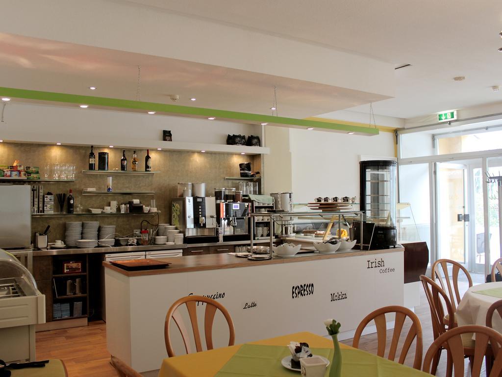 Parkhotel & Kurcafe Bad Sassendorf Ngoại thất bức ảnh